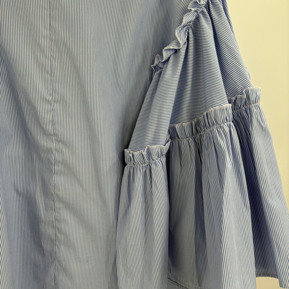 Women's DRA Blue White Stripes Long Sleeve bell Sleeves Blouse Shirt size xs - Picture 11 of 16